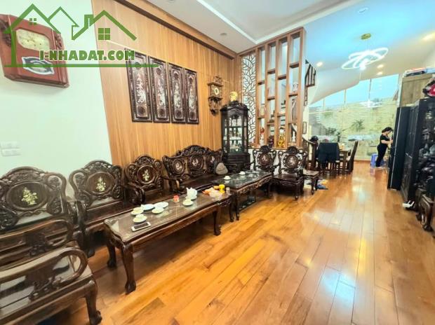 PHÂN LÔ QUÂN ĐỘI - BA ĐÌNH - Ô TÔ - NỘI THẤT GỖ SỊN - 66M - 4 TẦNG - GIÁ TỐT-
