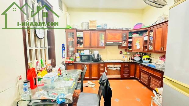 LÔ GÓC-MẶT NGÕ ÔTÔ TẢI TRÁNH-CHO THUÊ-KINH DOANH-80M 4T 22TỶ-TÂY KẾT QUẬN 2 BÀ - 1