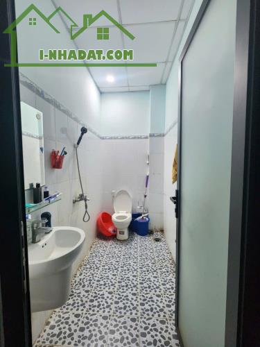 NHÀ RỘNG RẺ - HXH 1 TRỤC GẦN MẶT TIỀN - GÒ VẤP - 84m2 - GIÁ  5.5 tỷ (Thương lượng) - 5