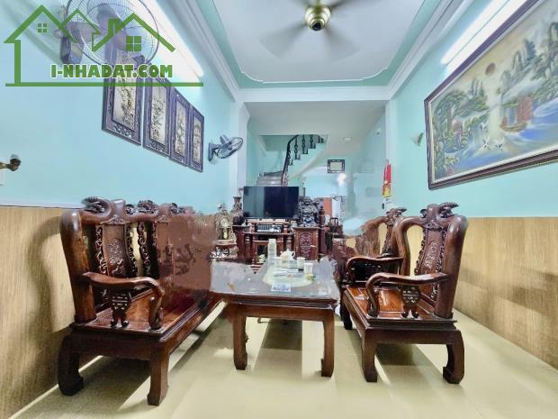 Bán Nhà Sài Đồng 6 tỷ-52m2-Ô TÔ GẦN-DÂN XÂY-2 MẶT NGÕ-PHÂN LÔ QUÂN ĐỘI-GIÁ ĐẦU TƯ