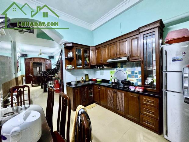 Bán Nhà Sài Đồng 6 tỷ-52m2-Ô TÔ GẦN-DÂN XÂY-2 MẶT NGÕ-PHÂN LÔ QUÂN ĐỘI-GIÁ ĐẦU TƯ - 1