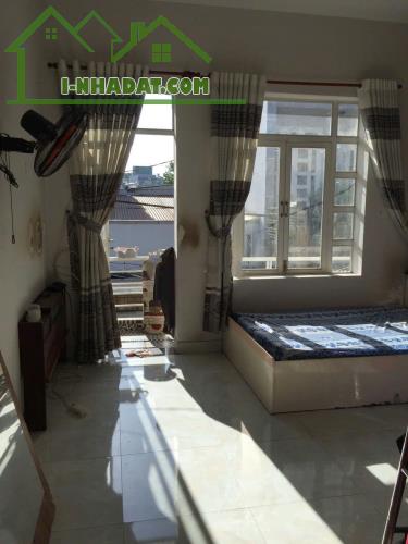 KHU NHÀ ĐỒNG BỘ ĐẸP, RẺ - DÂN TRÍ CAO - 48M2 - HẺM 4M - GÒ VẤP - GIÁ 4.3 tỷ - 5