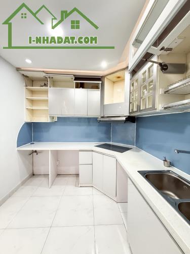 Bán nhà Bạch Đằng Bình Thạnh - 32m2 - Nở hậu - 2 tầng - 2PN - Cho thuê 120Tr/ năm
