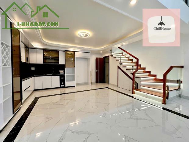 Nhà mới tinh mặt đường Trại Lẻ - 45m 4 tầng, giá 5.9 tỉ cực đẹp - 2