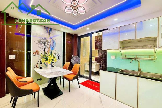 Bán nhà hẻm xe hơi, Phạm Văn Chiêu, Gò Vấp, 56 m² (4m x 14m) - Giá 8.6 tỷ TL - 3