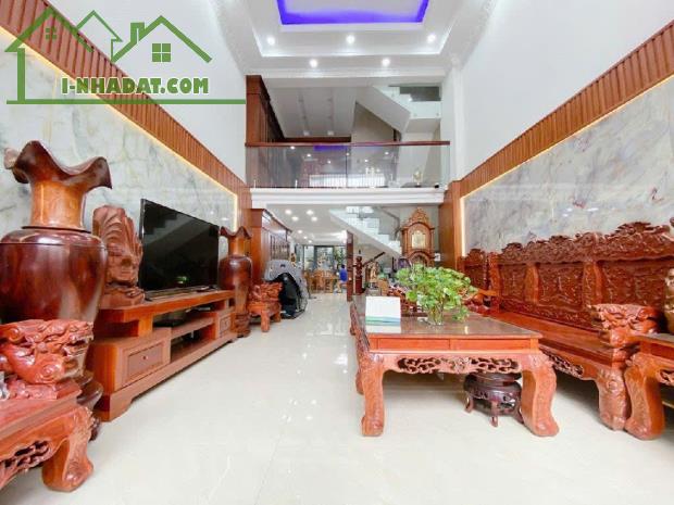 SÁT MẶT TIỀN - HẺM 8M THÔNG - P15 TÂN BÌNH - NGAY GA T3 - 110 M2 - 4 TẦNG - NGANG 5M - 2