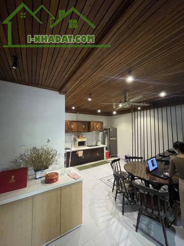 Hẻm xe hơi gần chợ Phú Thọ Hòa – nhà 70m², ngang 6.2m, giá mềm 6.9 tỷ ở ngay!