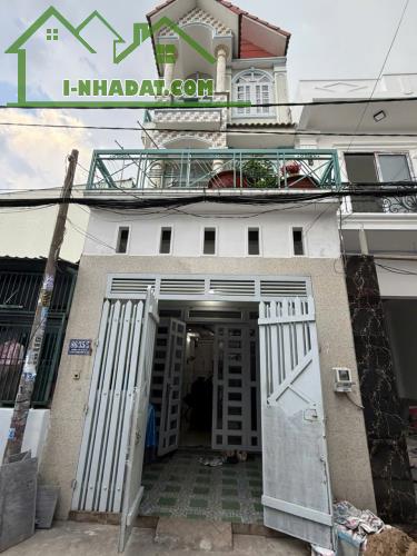 Nhà xịn 2 lầu 4mx16m sân ô tô đường 6m tân chánh hiệp 36 chợ đông bắc