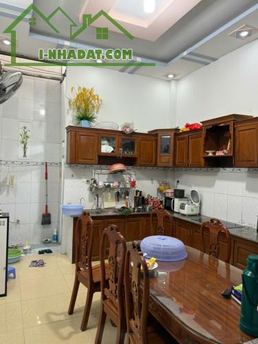 Nhà xịn 2 lầu 4mx16m sân ô tô đường 6m tân chánh hiệp 36 chợ đông bắc - 4