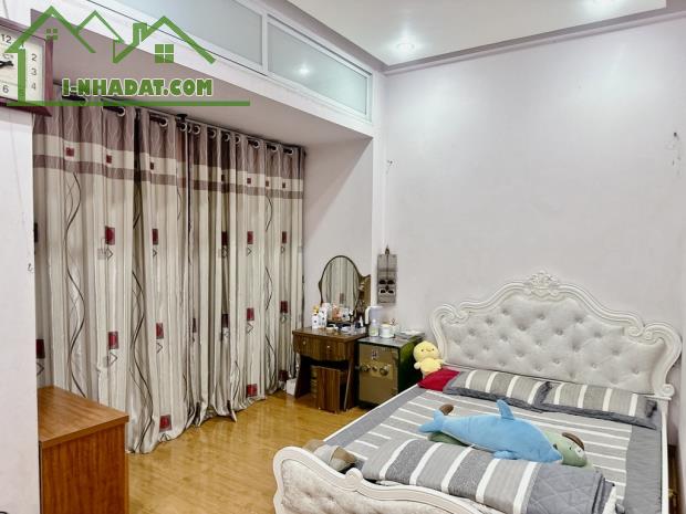Cần Bán Gấp Nhà DÂN XÂY Việt Hưng 50m2-Mt 5m-hơn 7 tỷ-Ô TÔ-NGÕ THÔNG-FULL NỘI THẤT-SỔ VUÔN - 3