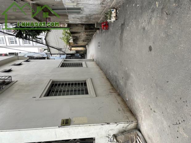 BÁN NHÀ CẦU GIẤY - 62m2 - 6,2 tỷ - NHÀ 1 TẦNG - 3