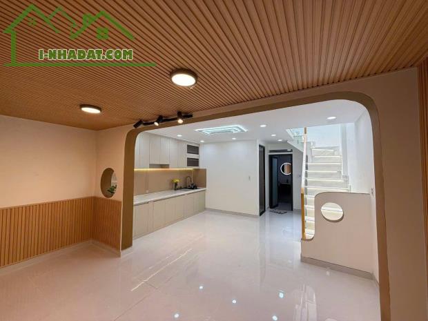 TÂN PHÚ, 42M2 NGANG 4.7/5, 2 TẦNG 3PN(1 PN DƯỚI ĐẤT), HOÀN CÔNG ĐỦ, CHÀO CHỈ 3X T.Ỷ CÒN TL