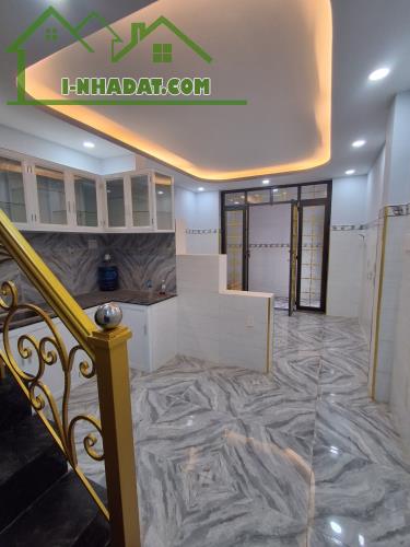 Bán Nhà 4x10m – Nhà đẹp P. Tân Sơn Nhì,T.Phú, BTCT 2 tầng, 3PN, giá dưới 4 tỷ - 2