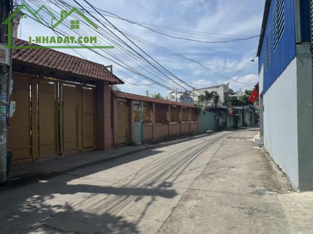 Bán lô Biệt Thự 10x30 ngay chợ Trảng Dài.  chỉ 5,4 tỷ
