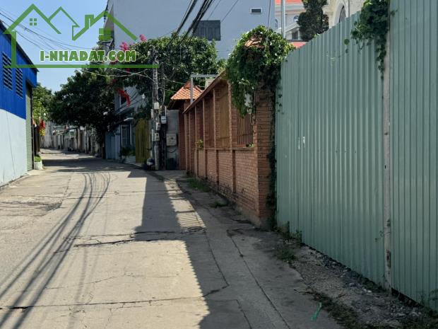 Bán lô Biệt Thự 10x30 ngay chợ Trảng Dài.  chỉ 5,4 tỷ - 2