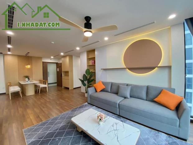 Bán chung cư An Bình Plaza, 84/90m2, 3pn, full nội thất. 6,3 tỷ - 0975118822.