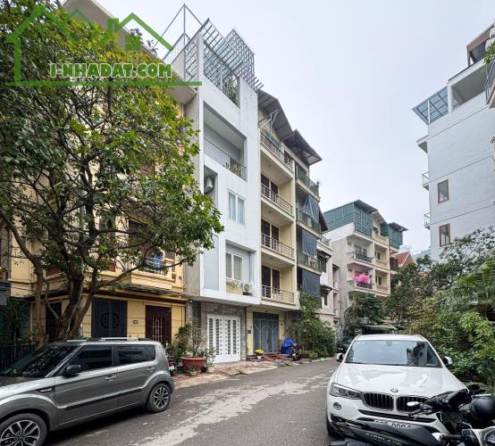 CỰC HIẾM! Bán nhà phân lô vỉa hè Ôtô tránh Cát Linh - Giảng Võ 75m² * 5 tầng giá 26 tỷ