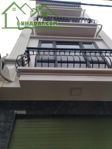 Đại Từ - Ngay hồ Linh Đàm, Nhà mới 6 tầng, thang máy, sổ nở hậu phong thuỷ chỉ 13,6 tỷ