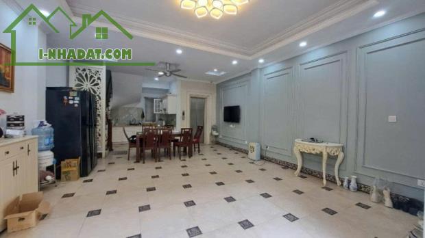 Bán nhà Nguyễn Văn Cừ,Long Biên 6 tầng,52m,mt5.4m oto tránh nhỉnh 15 tỷ - 1