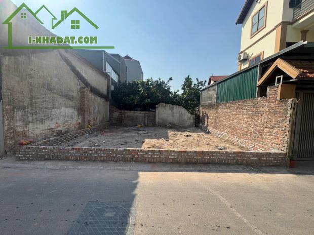 Bán lô đất 56m2 tại TDP Kiên Thành, ngõ ô tô, 20m ra đường ôtô tránh - 1