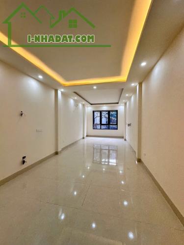Nhà mặt phố Đa Sỹ-Hà Đông, 39/42m2 5 tầng thông sàn thang máy Kinh Doanh ,giá 12,5 tỷ - 2