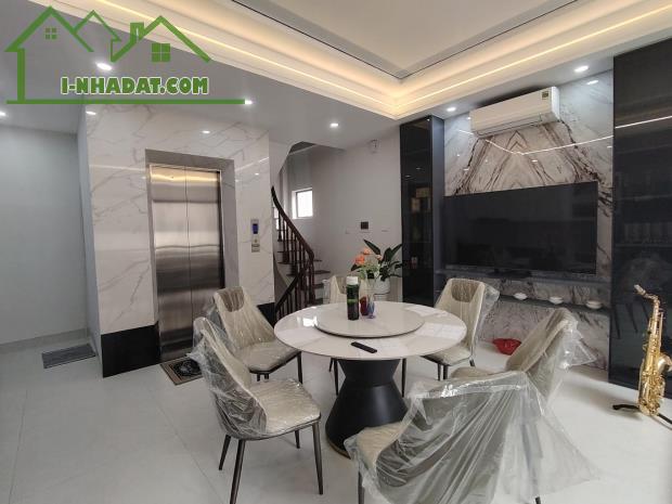Bồ Đề - Đúng 10 nhà ra đường ô tô thông, ngõ trước nhà ô tô nhỏ - 1
