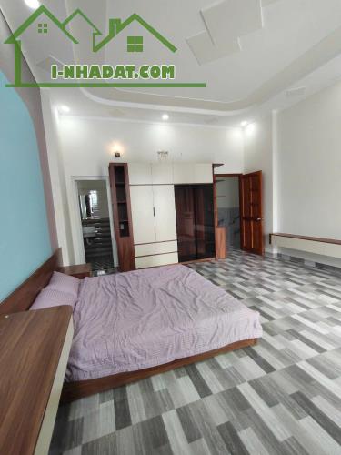 KẸT TIỀN CẦN BÁN GẤP CĂN NHÀ PHỐ ĐÃ HOÀN CÔNG Ở THUẬN AN GIÁ 2 TỶ - 1