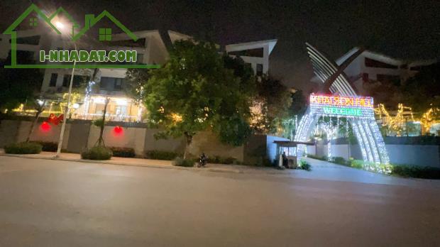 GIÁ ĐẦU TƯ, BÁN ĐẤT TẶNG NHÀ CẤP 4 NGỌC THỤY 55M, MT 6.2M, NỞ HẬU, LÔ GÓC, Ô TÔ THÔNG, KD. - 5