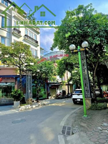 Bán BT Tây Nam Linh Đàm, siêu phẩm trung tâm Hoàng Mai, lô góc, hiếm nhà bán. 180m2 46 tỷ - 1