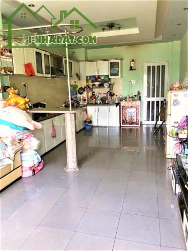 10 TỶ HƠN - NHÀ QUẬN 1 GẦN MT BÙI VIỆN - DT 5X13M 2 TẤM ĐÚC - 4PN VUÔNG VỨC - CHO THUÊ CAO
