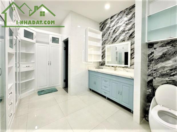 13 TỶ TL - NHÀ 5 TẦNG QUẬN NHẤT - HẺM XE 7C SÁT MẶT TIỀN ĐƯỜNG - THIẾT KẾ TÂN CỔ ĐIỂN - 2