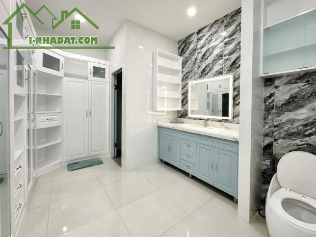 GẤP BÁN NHÀ 5 TẦNG, HẺM Ô TÔ GẦN MT - TRẦN KHẮC CHÂN - QUẬN 1 - NHỈNH 13 TỶ - 4