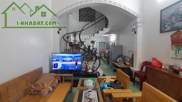 Bán Nhà Lê Hồng Phong, Đằng Giang, Ngô Quyền, HP. 9,5 tỷ, 50m2 – Nhà phố 3 tầng, vị trí kd