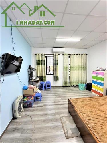 6 TỶ TL - NHÀ HOÀNG HOA THÁM P13 TÂN BÌNH - KẾ BÊN NHÀ GA T3 - 58M² 2 TẤM ĐÚC ĐẸP VUÔNG A4 - 3