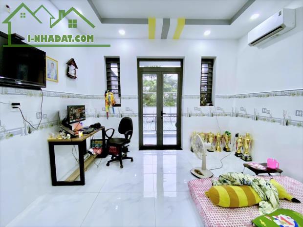 CỰC HIẾM!!! 8 TỶ TL - NHÀ 3 TẦNG MẶT TIỀN ĐƯỜNG 8M - KHU BÀU CÁT - TIỆN KINH DOANH/VP CTY - 3