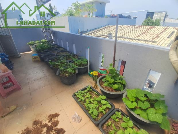 ♪Nhà Kiệt thẳng tắp sát Nguyễn Tất Thành, 2.5 tầng đúc rộng thoáng, 2.85 tỷ - 2