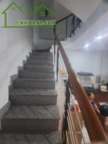 ♪Nhà Kiệt thẳng tắp sát Nguyễn Tất Thành, 2.5 tầng đúc rộng thoáng, 2.85 tỷ - 3