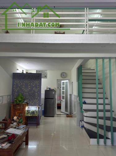 ► Nhà gần Tạ Hiện Chợ Hoà Cường, Ô tô đậu 30m, 42m2, mê lửng cứng sạch, 2.x tỷ
