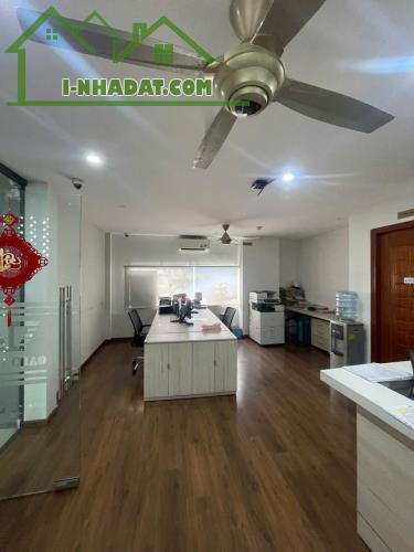 Bán nhà 4 lầu Trung Mỹ Tây 1 10x25 chỉ 16 tỷ Phường Trung Mỹ Tây Quận 12 - 1
