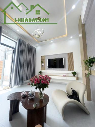 NHÀ MỚI FULL NỘI THẤT – TRUNG TÂM PHỐ – HẺM 108 Y NUÊ, EA TAM – CHỈ 2 TỶ 450 TRIỆU - 2