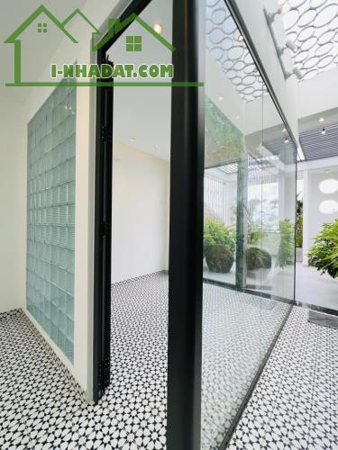 NHÀ 4 TẦNG TÔ NGỌC VÂN , THỦ ĐỨC - ĐƯỜNG NHỰA 7M- ÔTÔ VÀO NHÀ - 3