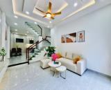 Bán nhà giao Hoàng Hoa Thám giá 3,299 tỷ. Nguyễn Thượng Hiền, phường 5, Phú Nhuận