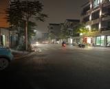 BÁN ĐẤT #CUKHOILONGBIEN#-GIÁ 3 TỶ NHỈNH  👉 Mảnh đất vàng- Hiếm - gần phố- giá đầu tư