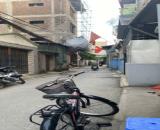 ô tô vào đất - ngõ thông - chia lô vuông đẹp  - ngô gia tự