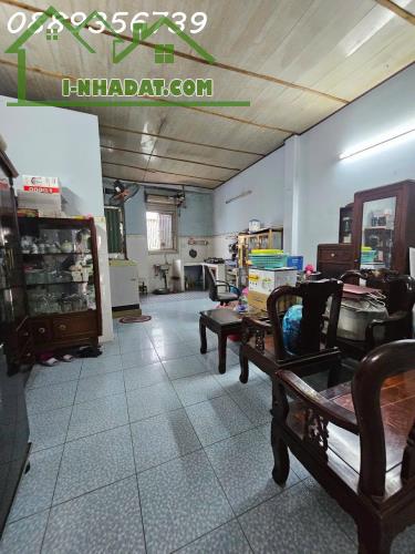 [ QUẬN 7 ] Siếu Hót Với 2 tỷ xíu có 100m2 nhà đất full cư, ngay 10m mặt tiền đường Huỳnh - 3