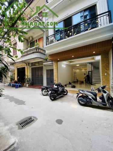 BÁN NHÀ VIP HOÀNG VĂN THÁI – PHÂN LÔ QUÂN ĐỘI – Ô TÔ TRÁNH – THANG MÁY – KINH DOANH ĐỈNH