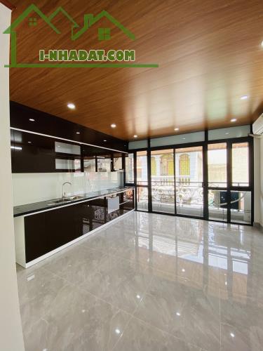 BÁN NHÀ VIP HOÀNG VĂN THÁI – PHÂN LÔ QUÂN ĐỘI – Ô TÔ TRÁNH – THANG MÁY – KINH DOANH ĐỈNH - 2