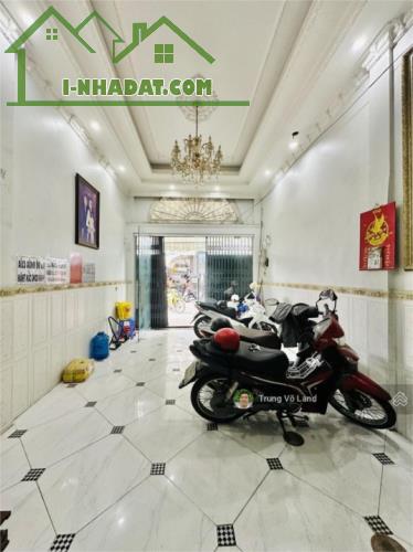 Bán nhà riêng 10x tỷ, 58m2 tại Nguyễn Thị Tần, Quận 8, có dòng tiền