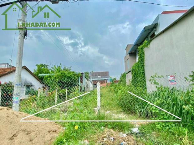 Chính Chủ Ngộp Bán 172m2 Thổ Cư, xã Tân Phú Trung giá 780 Triệu có Sổ Hồng Riêng.