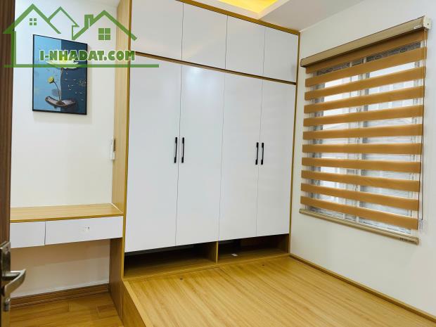 MÌNH CHÍNH CHỦ CHO THUÊ CĂN HỘ 2N1VS TẠI NGÕ 189 ĐƯỜNG HOÀNG HOA THÁM, P. LIỄU GIAI, Q. - 3